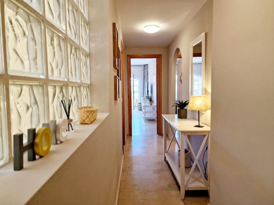 Royal Golf View: 2Br, Pools & Ac Leilighet Sitio de Calahonda Eksteriør bilde