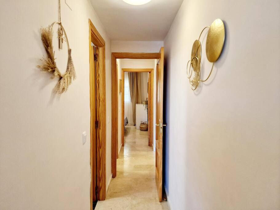 Royal Golf View: 2Br, Pools & Ac Leilighet Sitio de Calahonda Eksteriør bilde